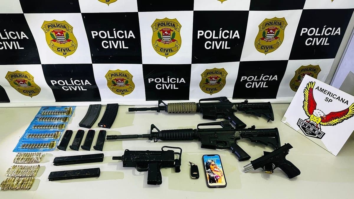 Imagem ilustrativa de armas apreendidas