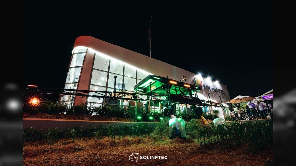 Empresa fabrica o robô que cuida da lavoura