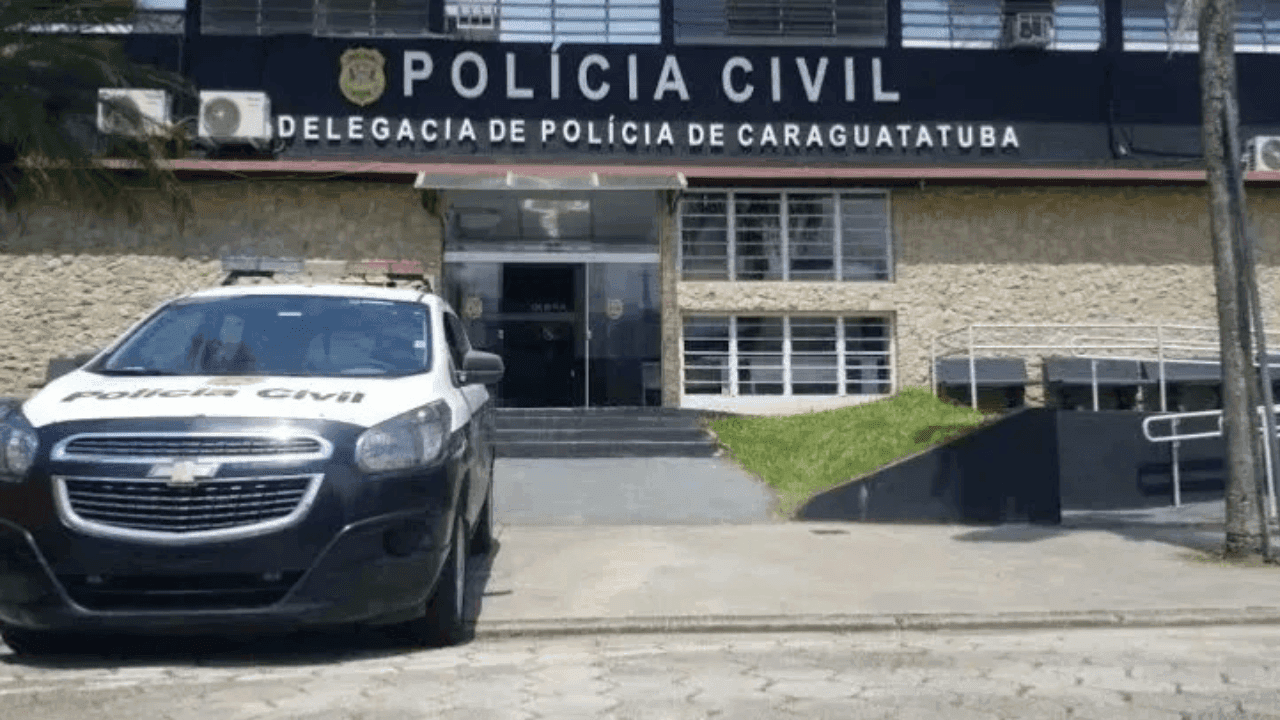 Homem é morto a tiros em frente de adega em Caraguatatuba