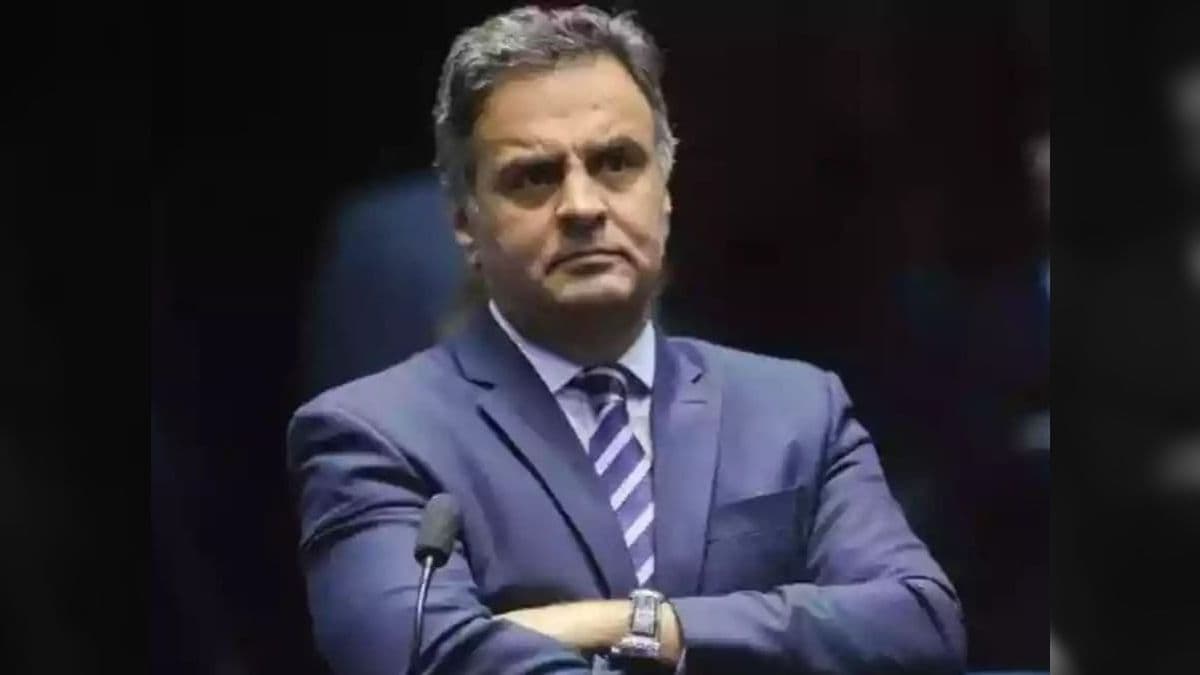 Aécio Neves critica Kassab após deputados trocarem PSDB pelo PSD: "abutres"