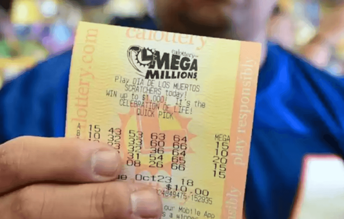 Homem compra dois bilhetes e vence mais de R$ 10 milhões nos Estados Unidos