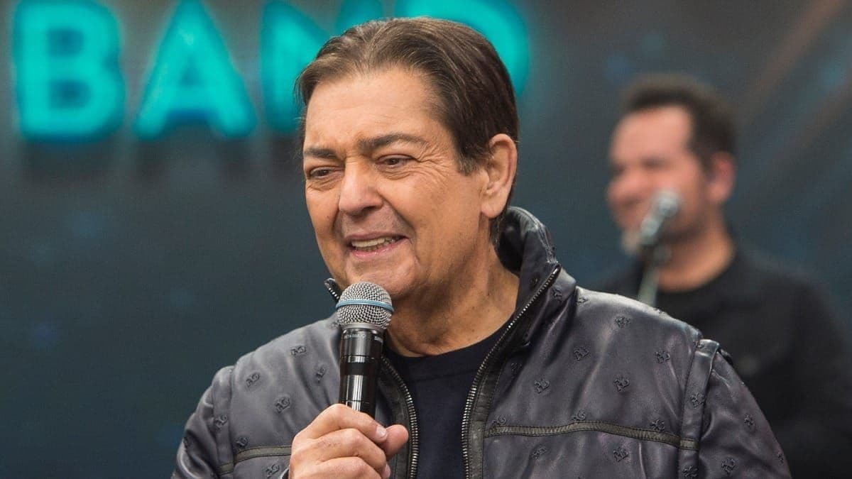 Faustão recebe alta