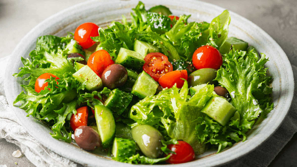 Salada de folhas ou alface podem ter começado surto de diarreia