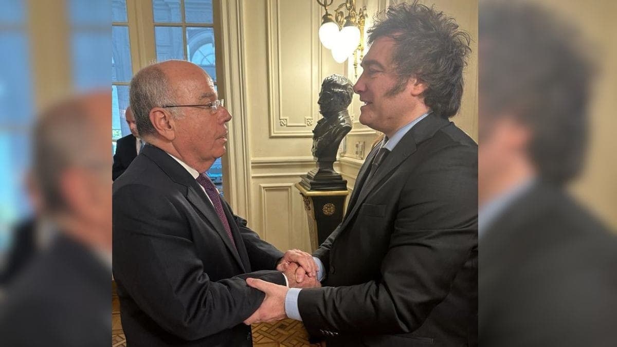 Mauro Vieira na posse de Javier Milei