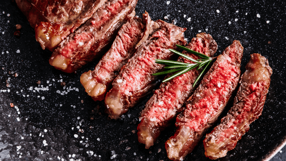 Aprenda a fazer uma carne deliciosa que "derrete" naboca