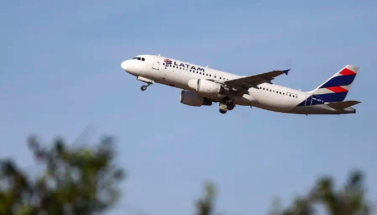 Avião da Lat