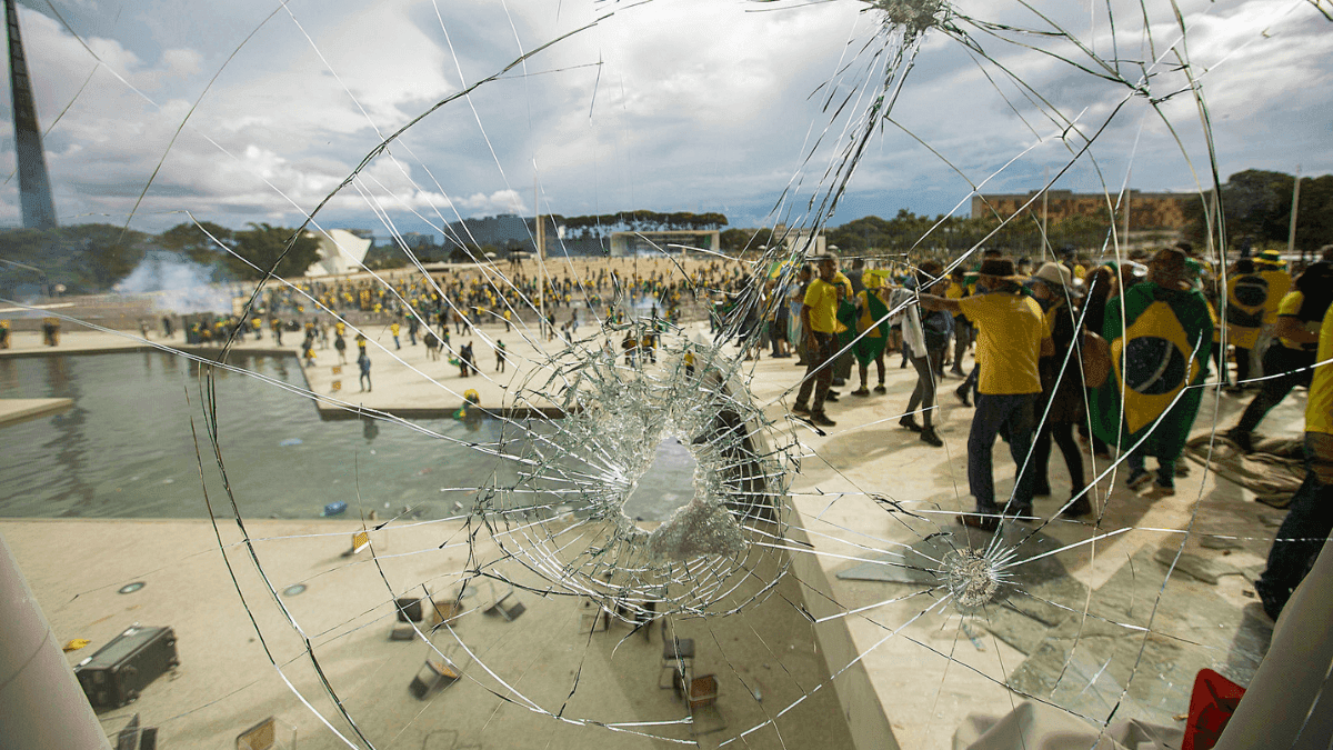 Atos antidemocráticos em Brasília, em 8 de janeiro de 2023