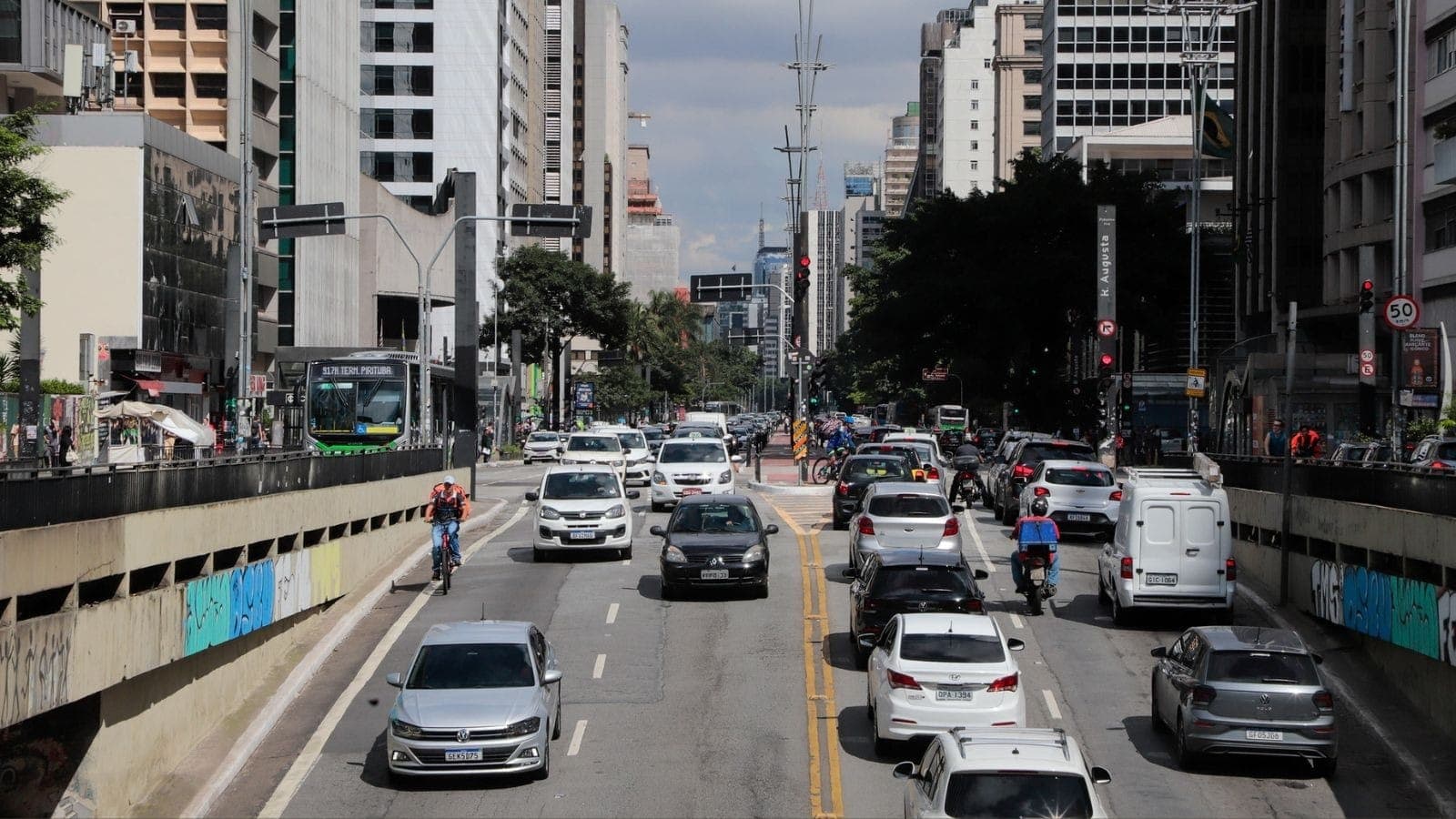 Rodízio de veículos será suspenso nesta sexta (2)