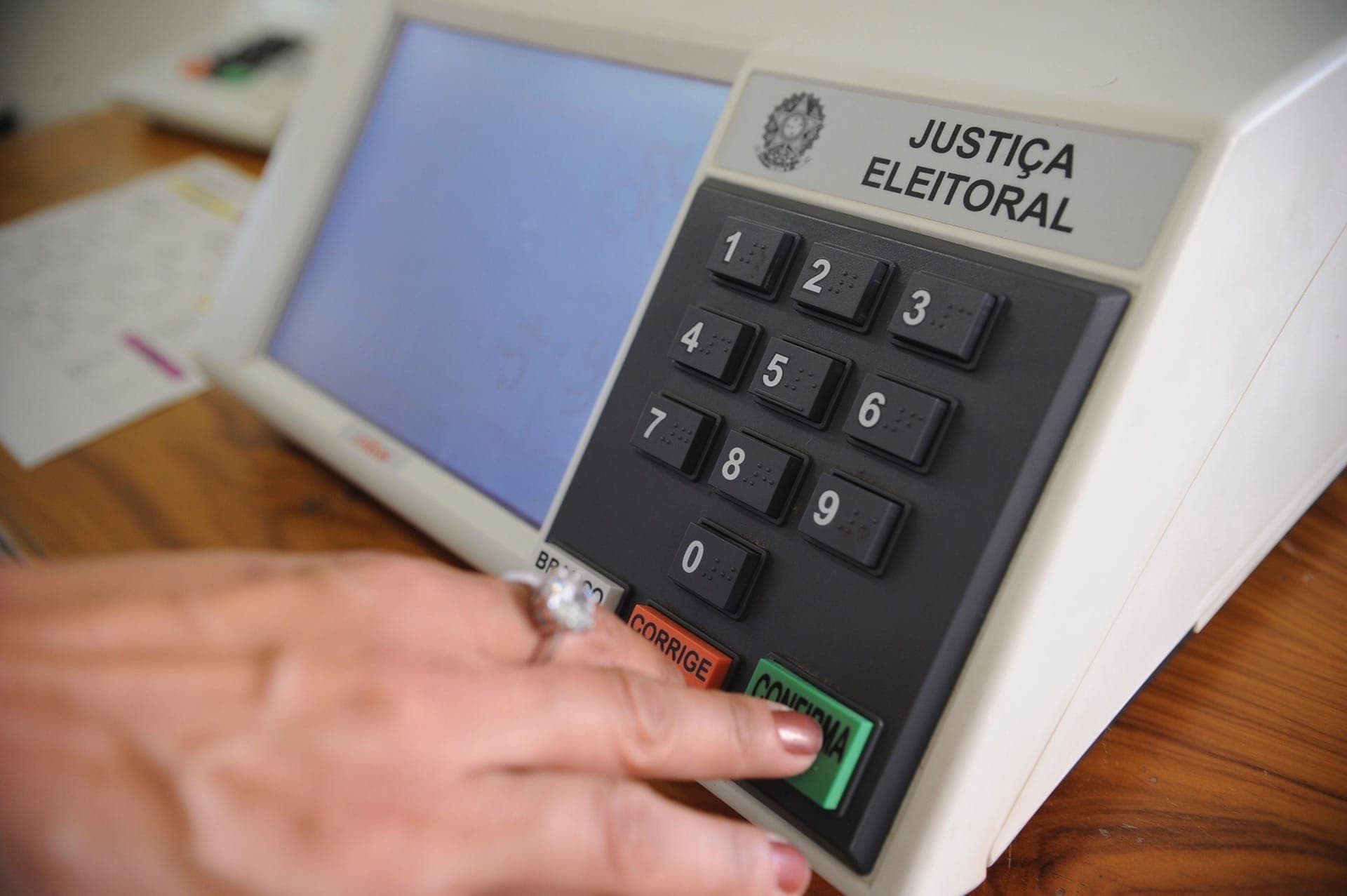 Urna eletrônica