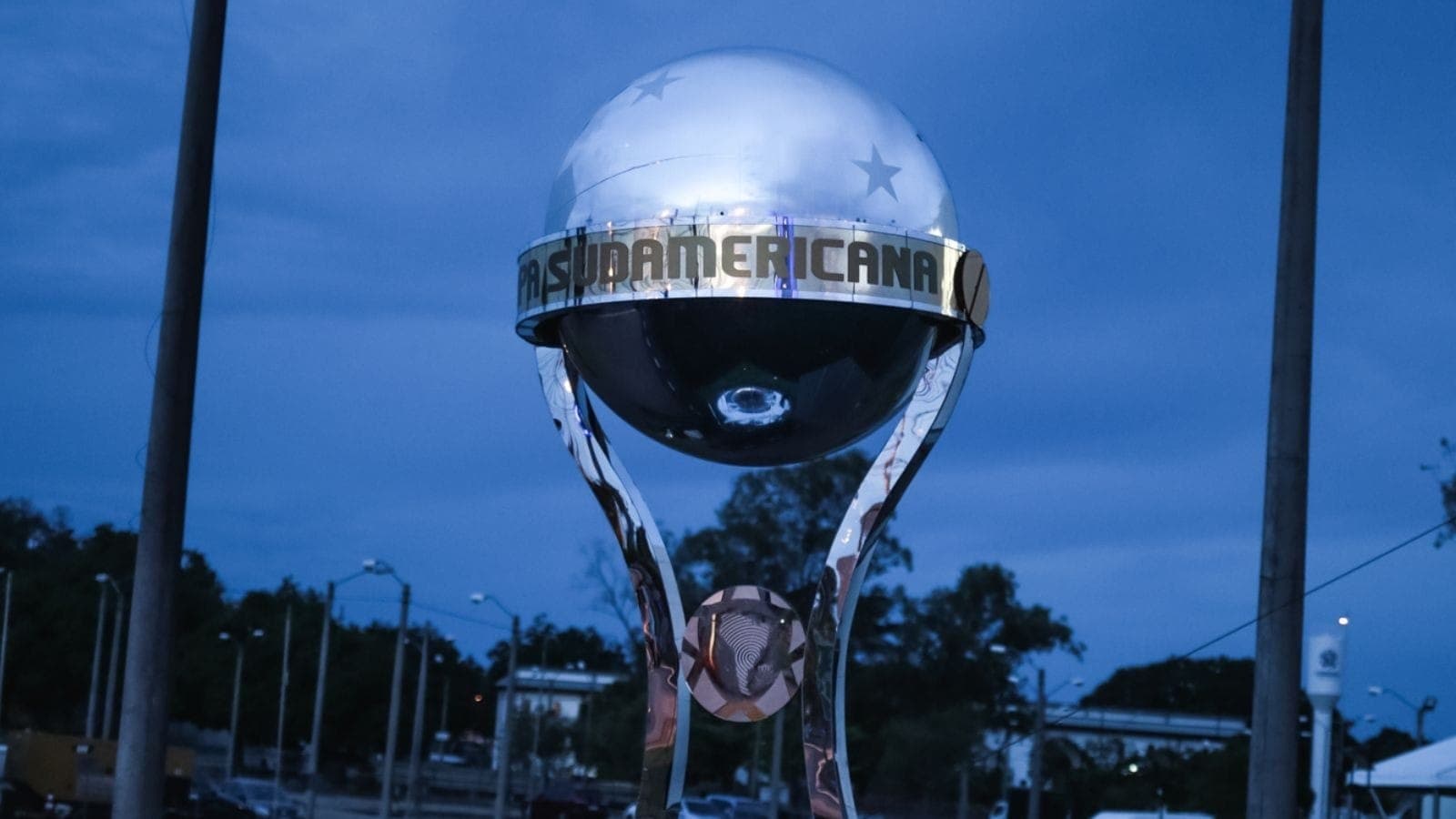Troféu da Copa Sul-Americana de 2024