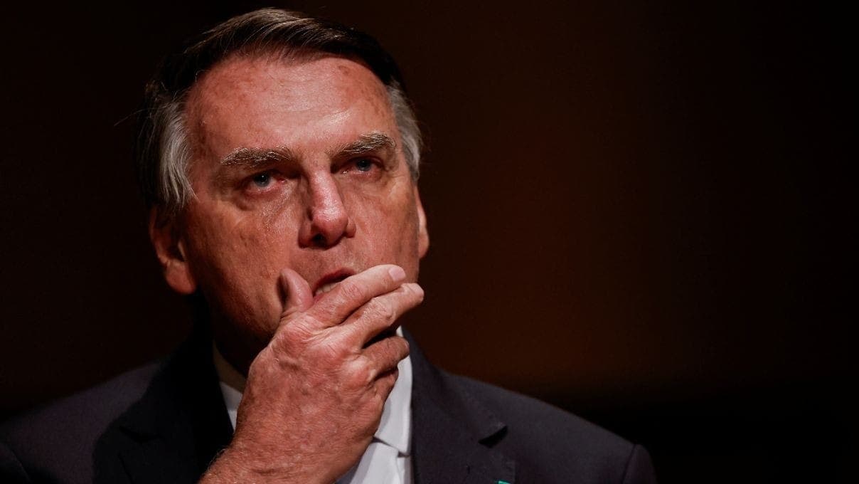 Bolsonaro durante evento que homenageou sua mulher, Michelle