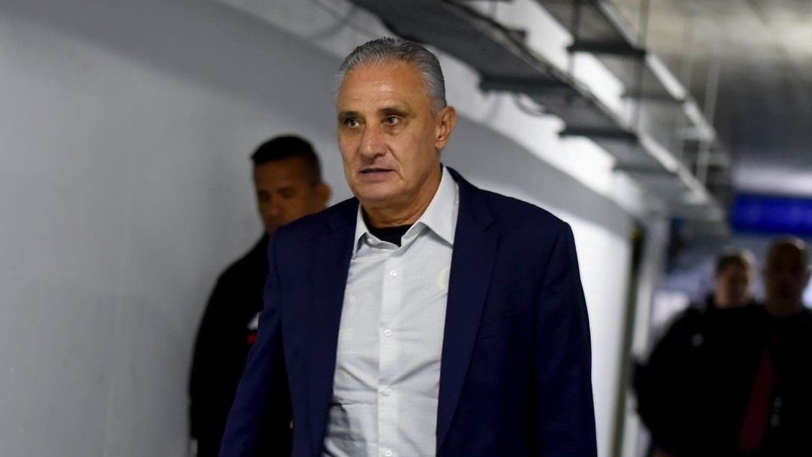 Tite na chegada ao estádio Francisco Sánchez Rumoroso, palco do jogo contra o Palestino