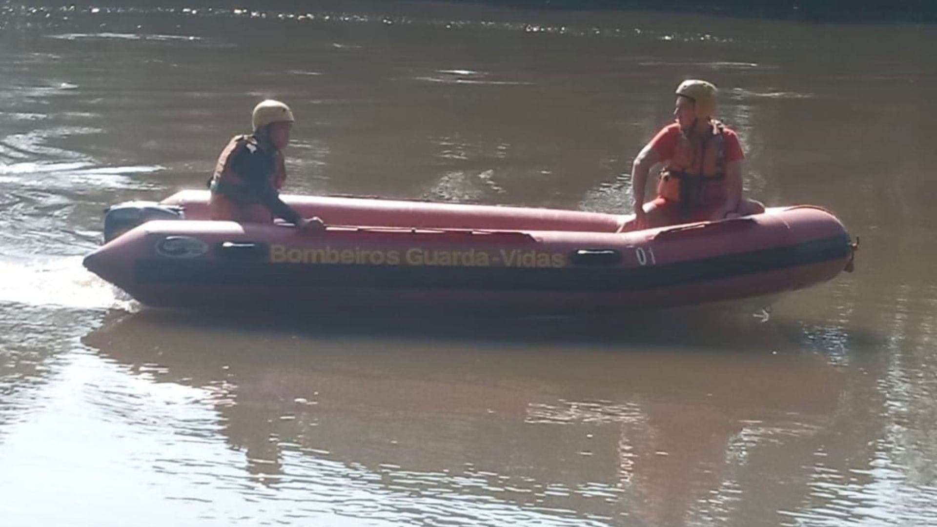 Corpo de homem é encontrado no Rio Paraíba, em Guaratinguetá