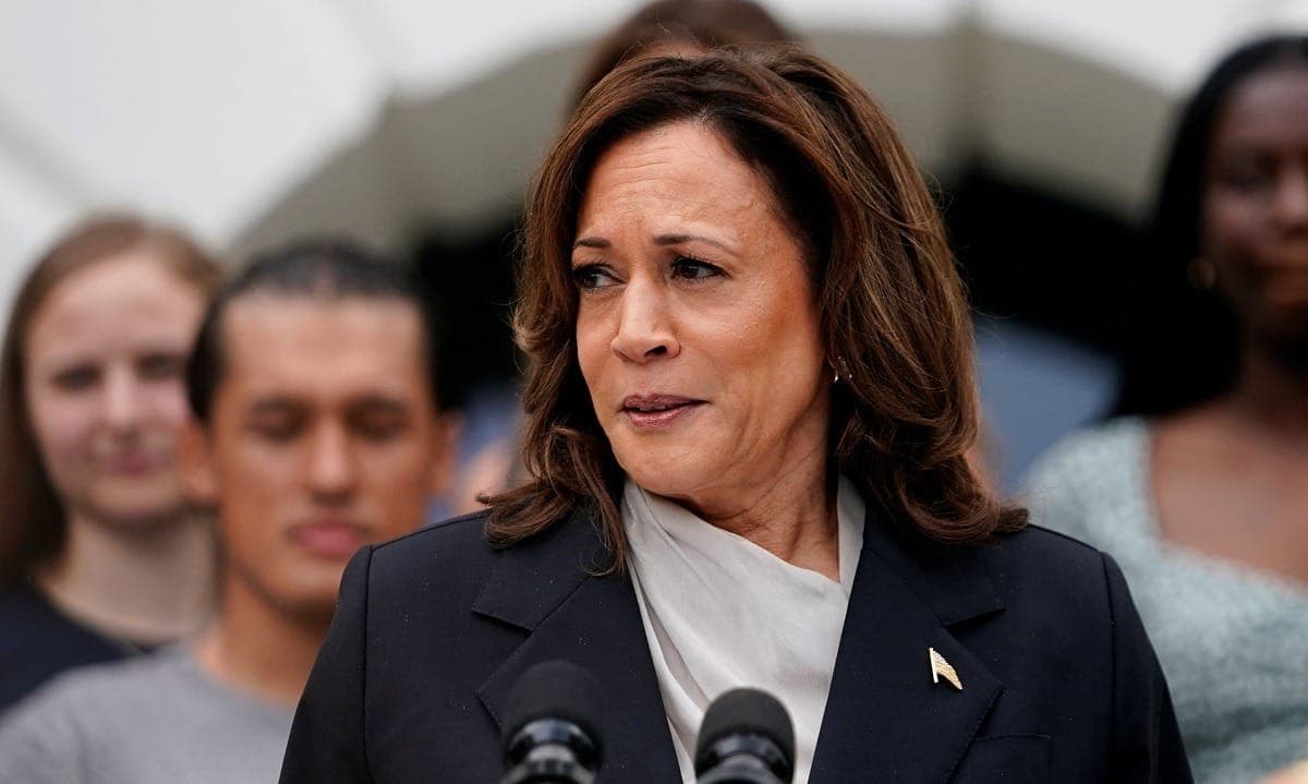 Kamala Harris lança livro sobre sua campanha à presidência dos EUA