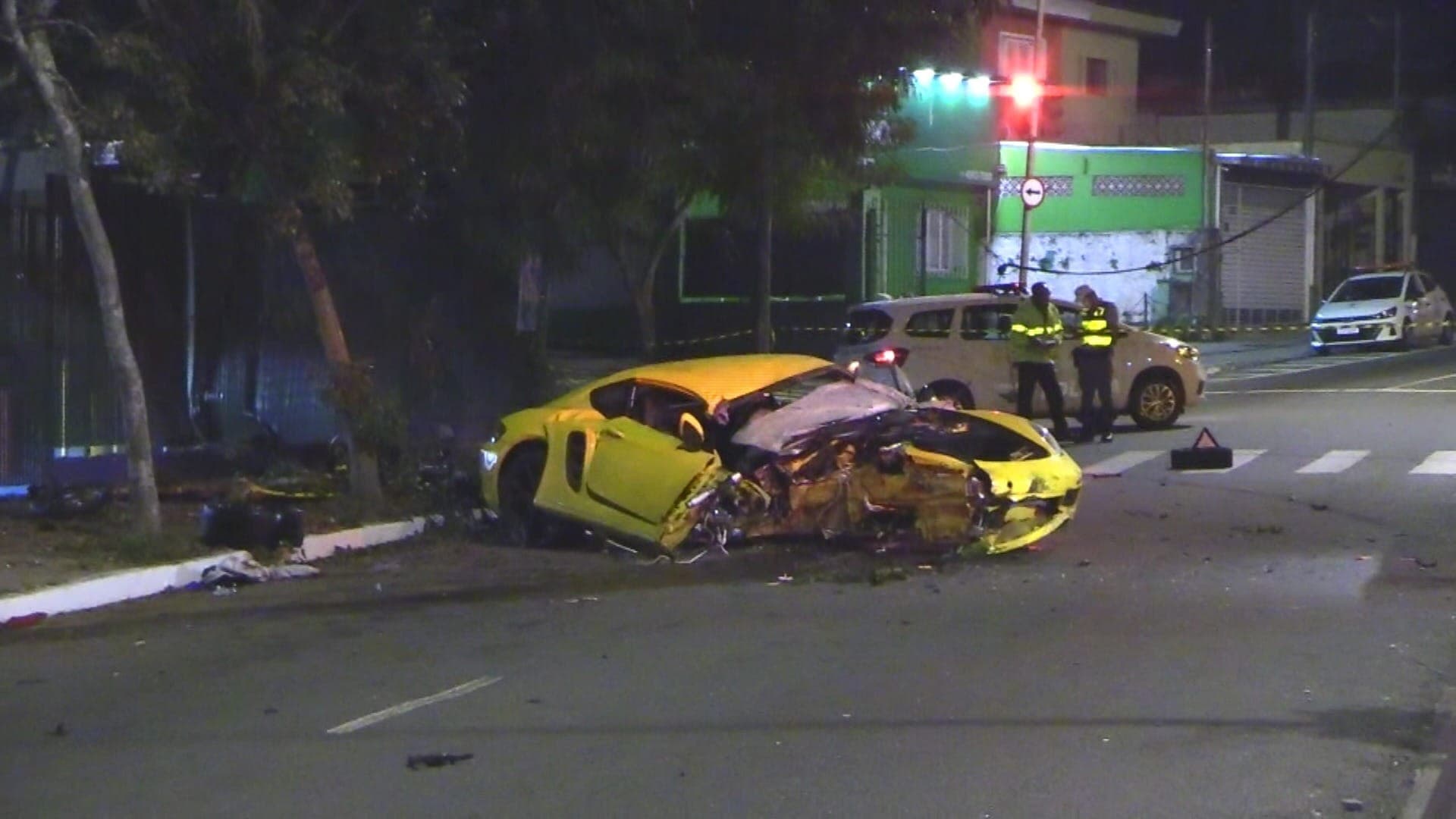 Porsche batida após atropelamento