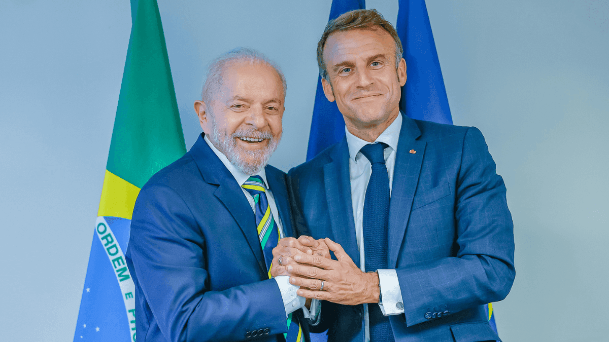 Lula ao lado do presidente da França, Emmanuel Macron, em Nova York