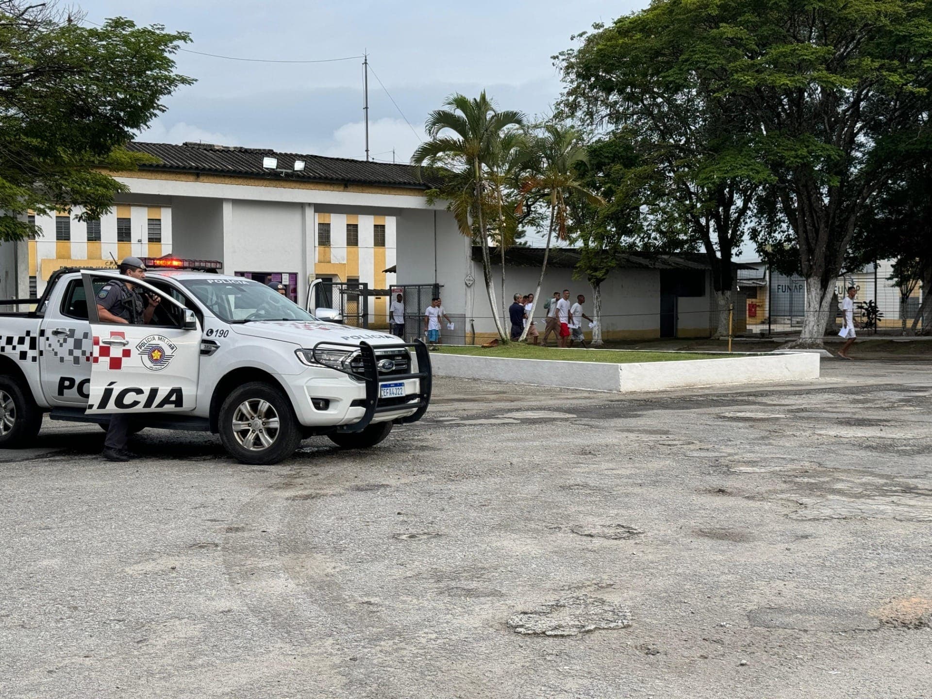 Corpo é encontrado às margens de estrada em Tremembé