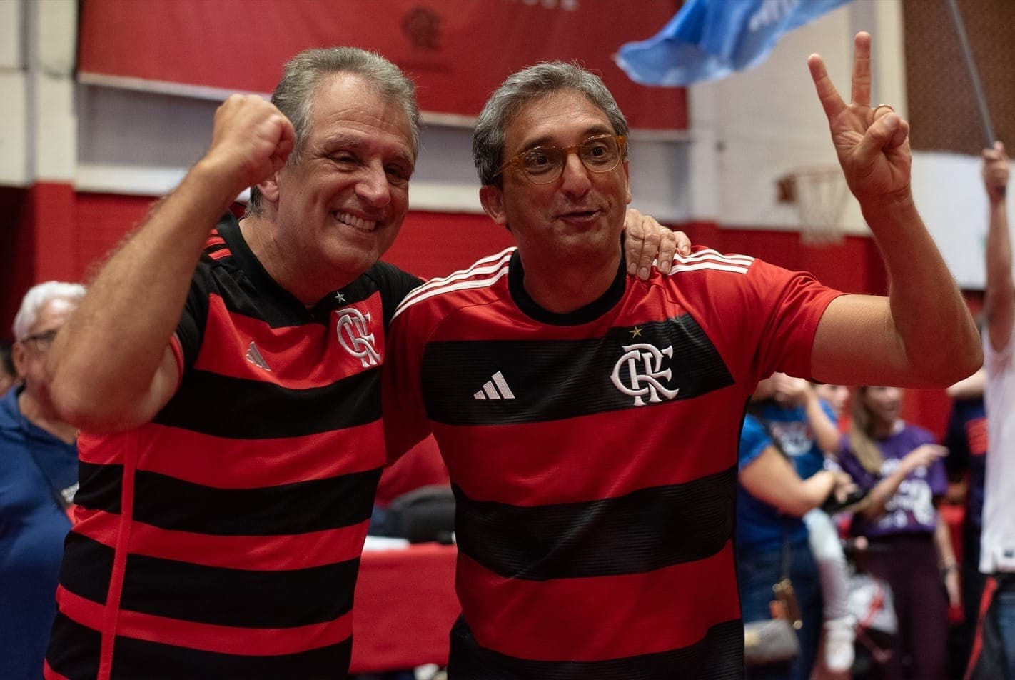 Luiz Eduardo Baptista (esq) discorda do acordo feito pelo antecessor, Rodolfo Landim