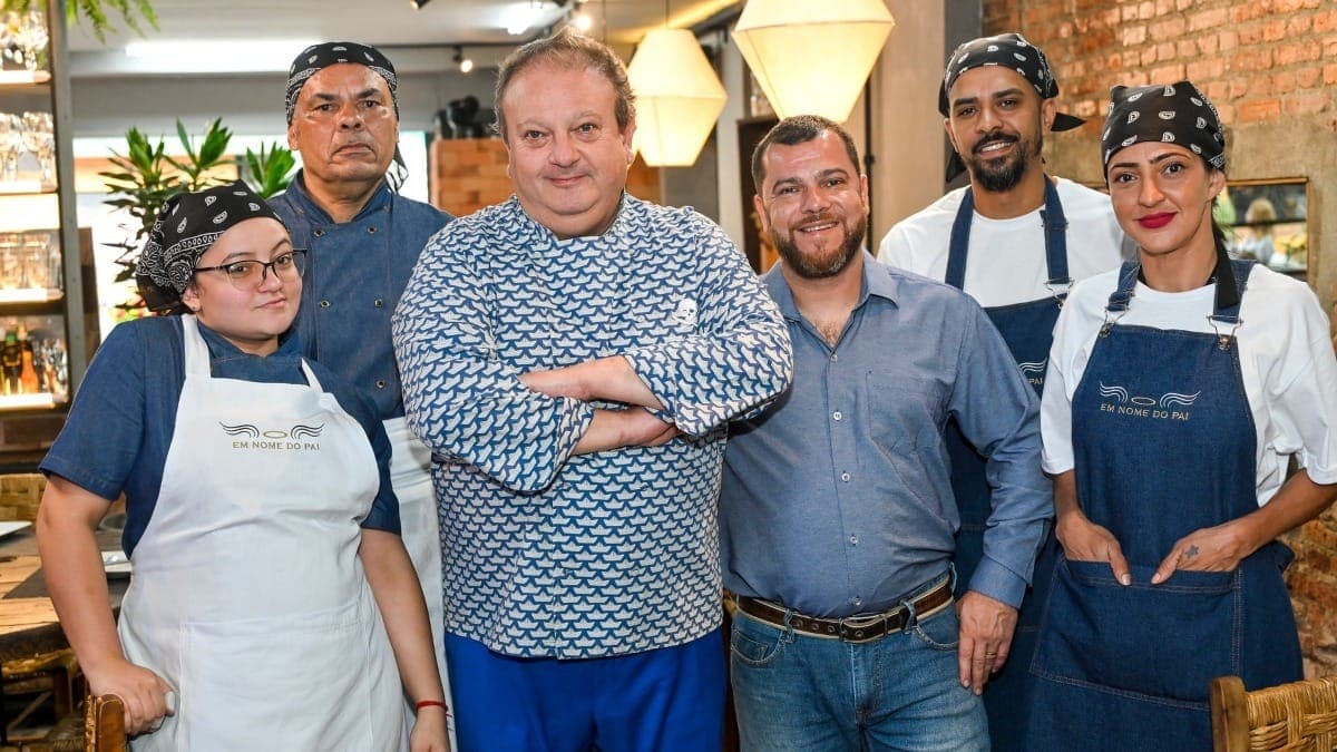 Jacquin com a equipe do Em Nome do Pai, restaurante de Pesadelo na Cozinha
