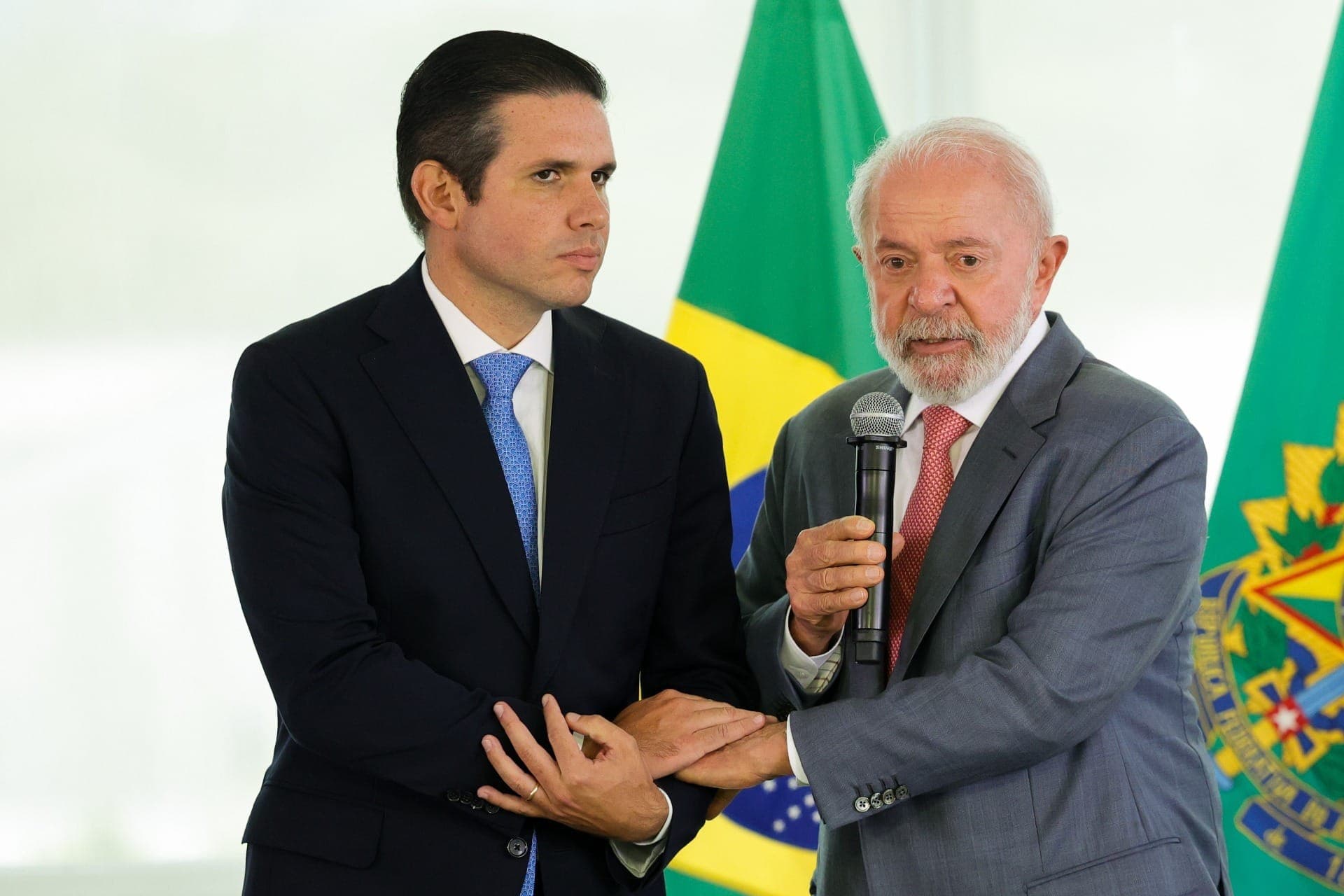 Lula e Hugo Motta (Republicanos-PB), presidente da Câmara dos Deputados