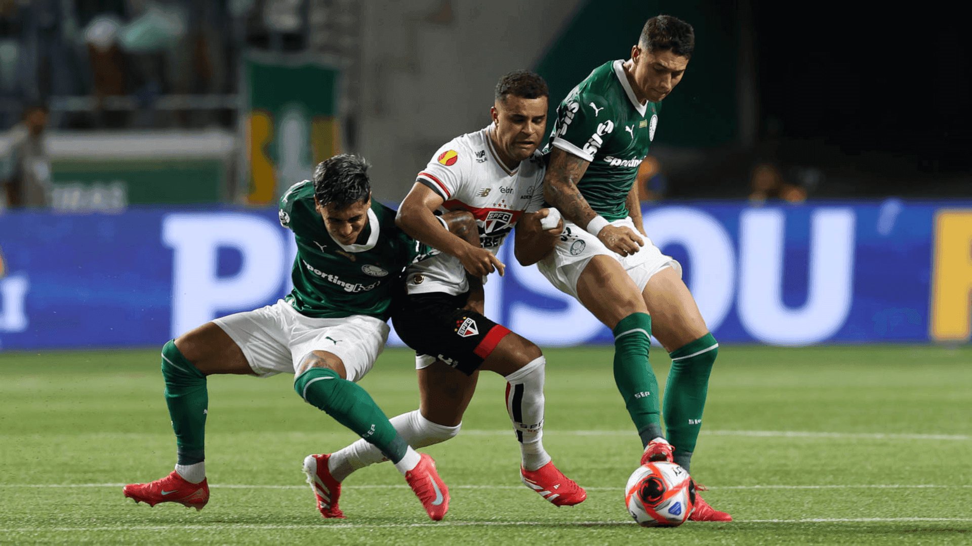 Palmeiras saiu vaiado no clássico contra o São Paulo
