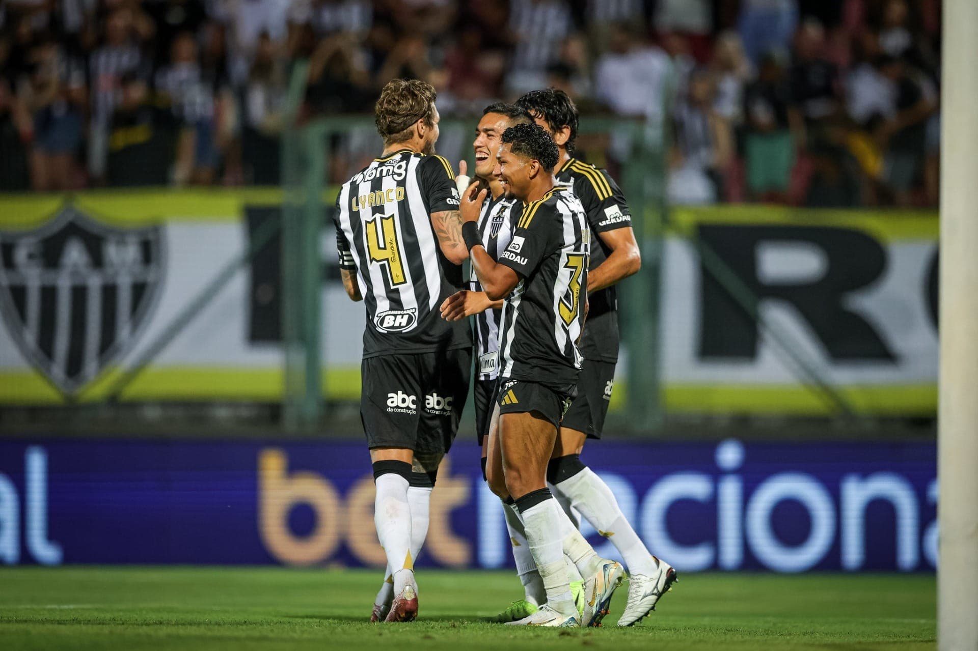 América-MG x Atlético-MG decidem título do Estadual neste sábado (15)