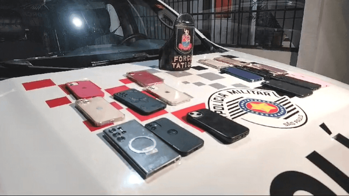 Bloco do crime: ladrões aproveitam os bloquinhos para furtar celulares em SP