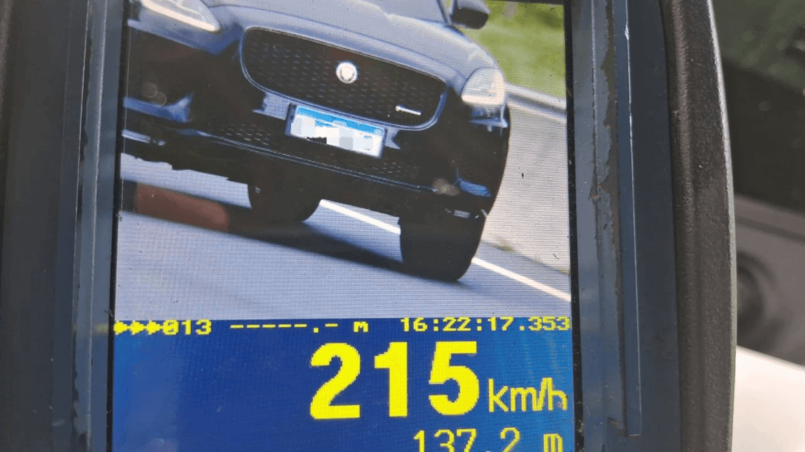 No trecho a velocidade máxima permitida é de 110 km/h