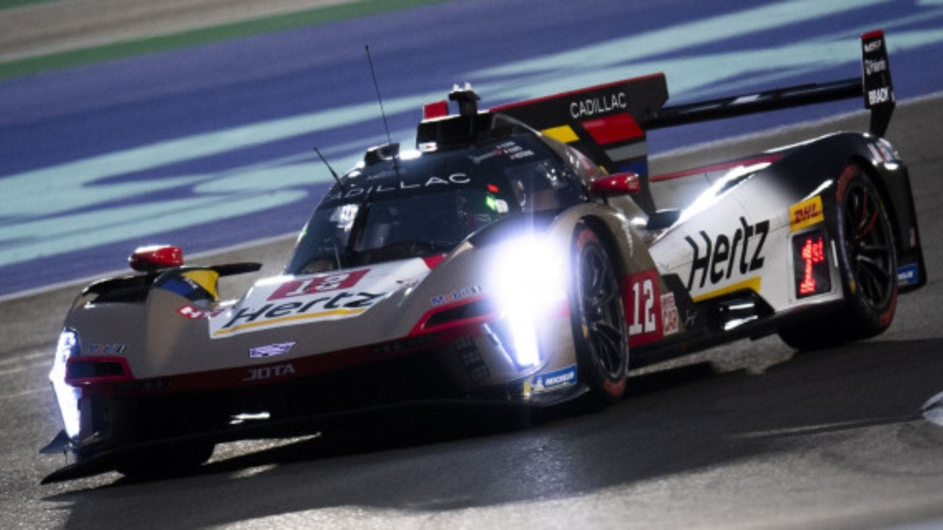 Cadillac lidera dia de abertura da temporada de 2025 do WEC no Catar