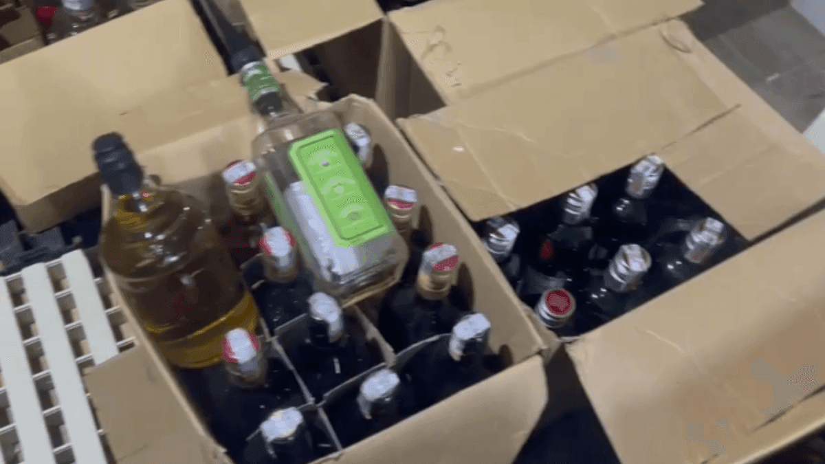 87 garrafas de bebidas falsificadas foram apreendidas em Jaguariúna