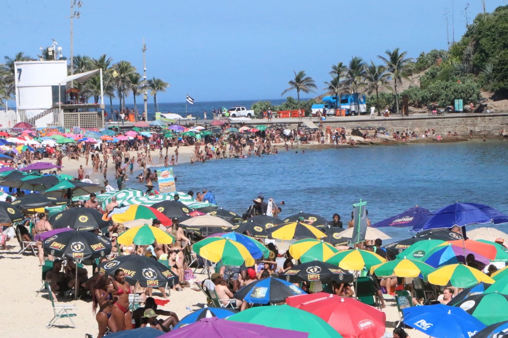 Banhistas na Praia de Ipanema