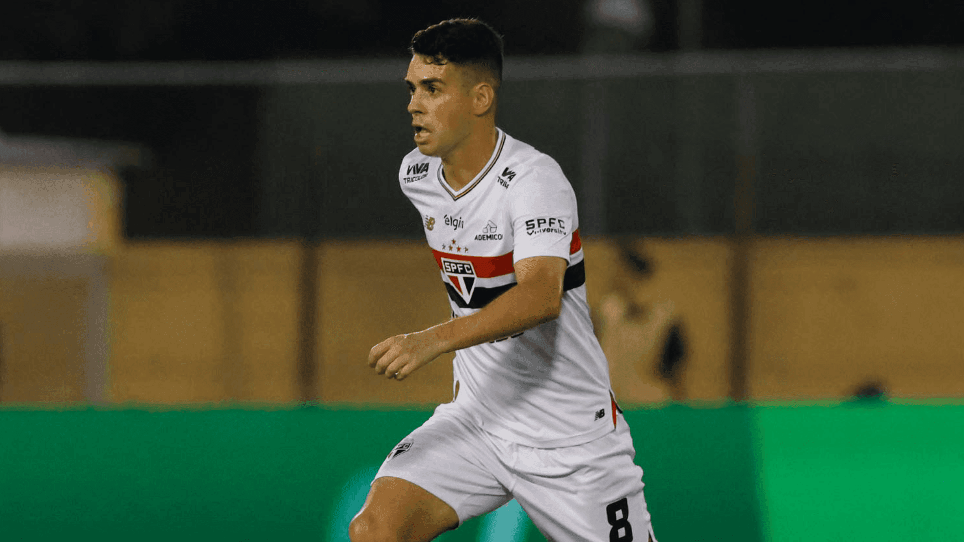 Oscar é a grande contratação do São Paulo em 2025