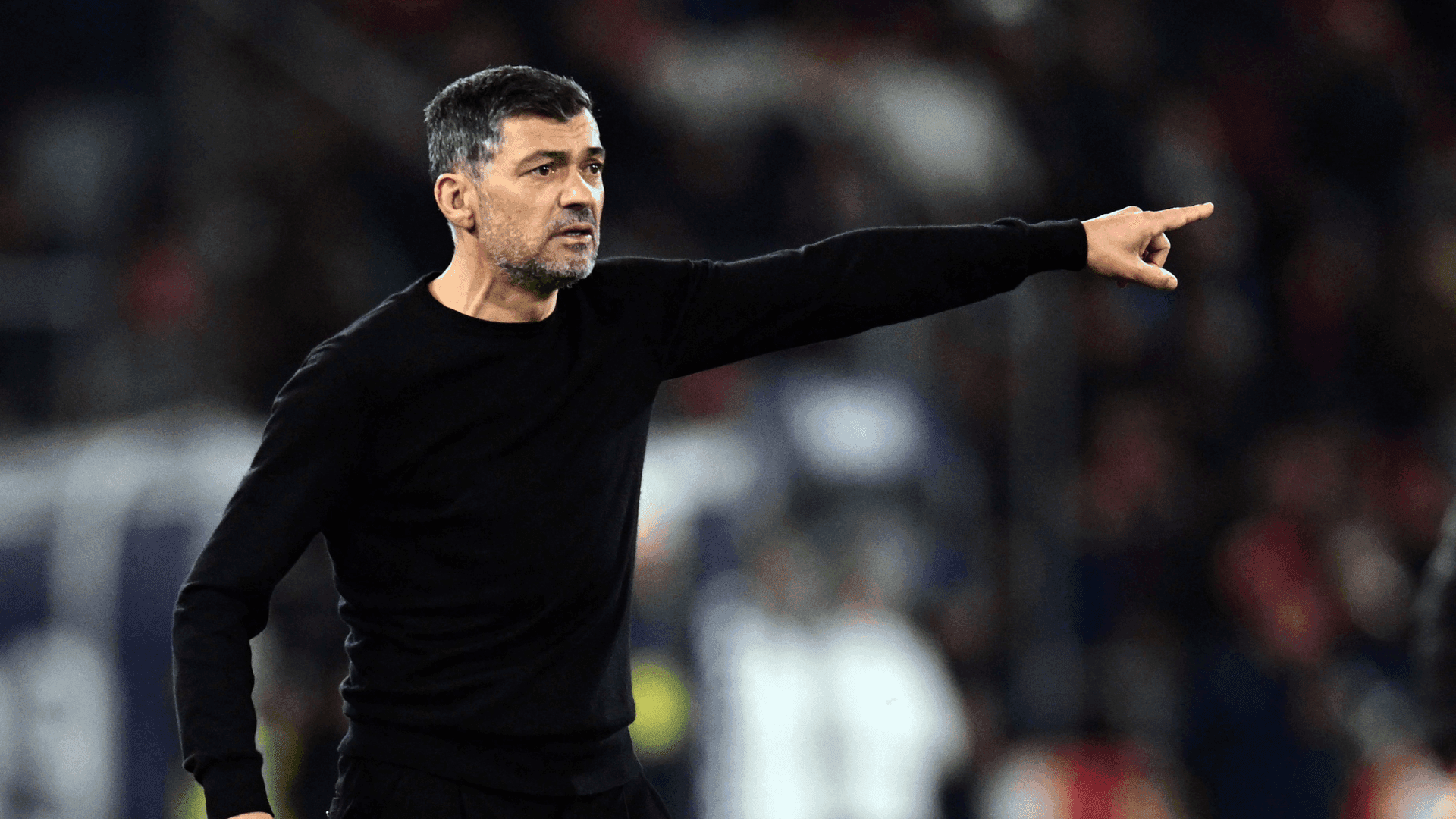 Sérgio Conceição está pressionado por conta dos últimos resultados