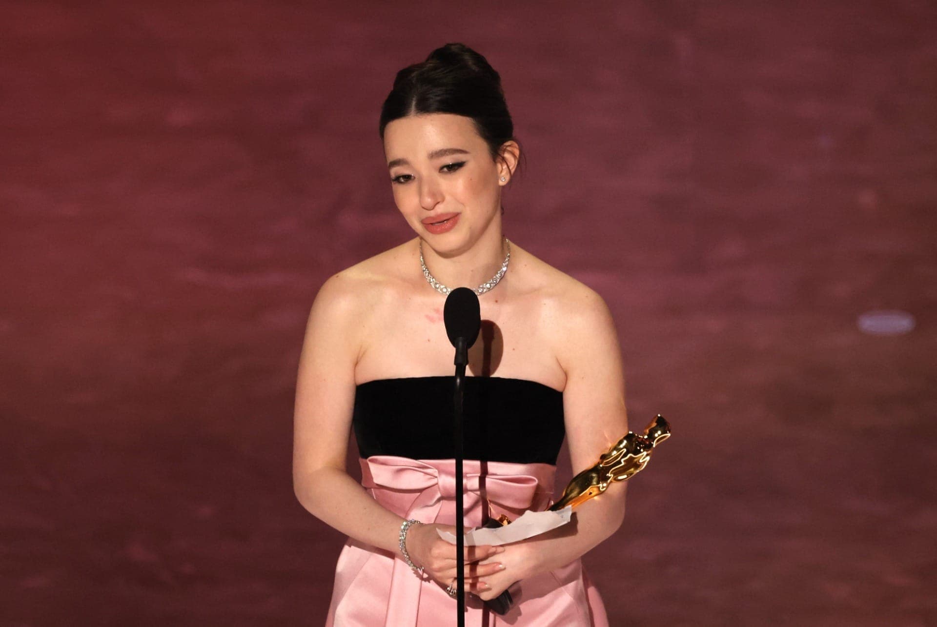 Mikey Madison vence como melhor atriz por "Anora". Não deu para Fernanda Torres