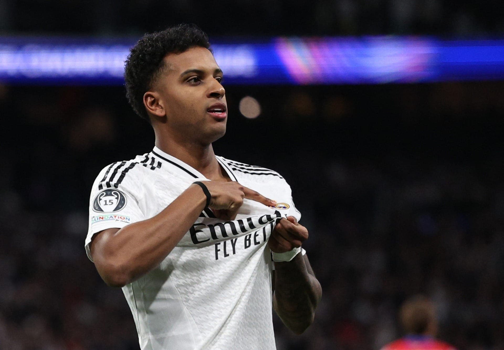 Rodrygo marca, e Real Madrid vence Atlético de Madrid na Champions