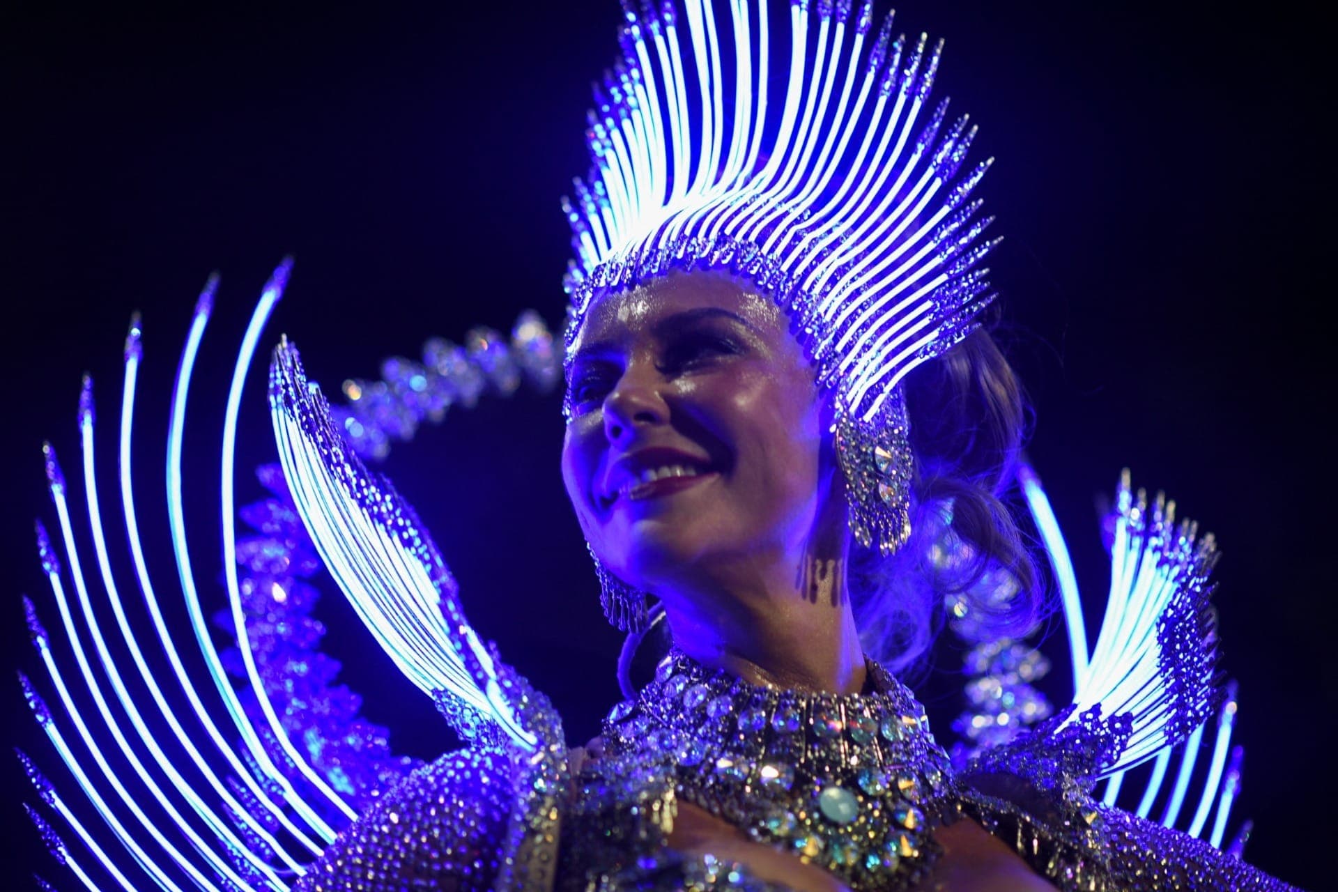 Paolla de Oliveira, rainha de bateria da Grande Rio