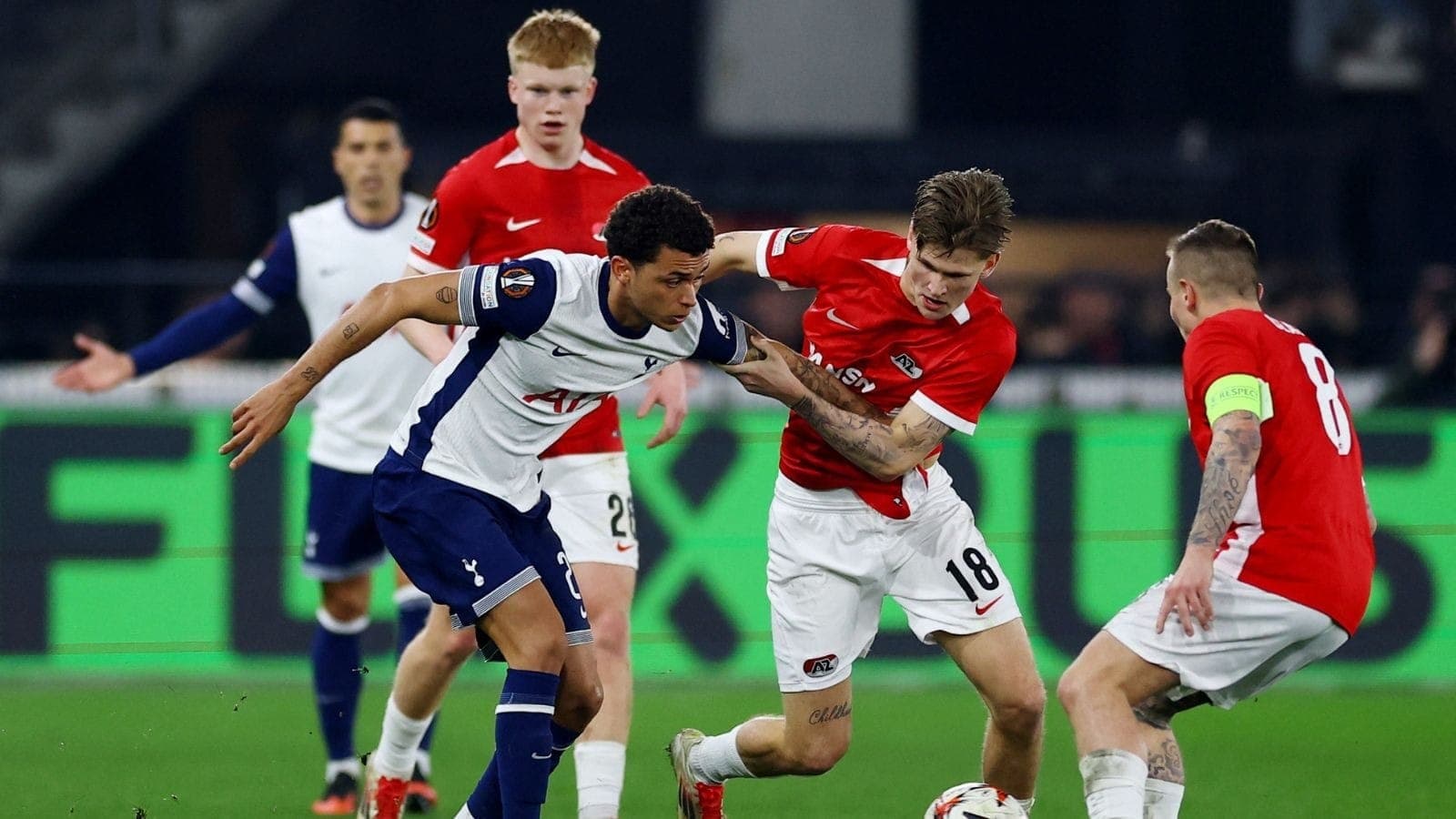 AZ Alkmaar vence o Tottenham pelas oitavas da Europa League