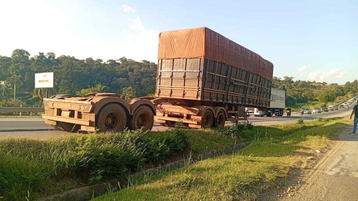 O equipamento estava carregado com algodão no momento do roubo