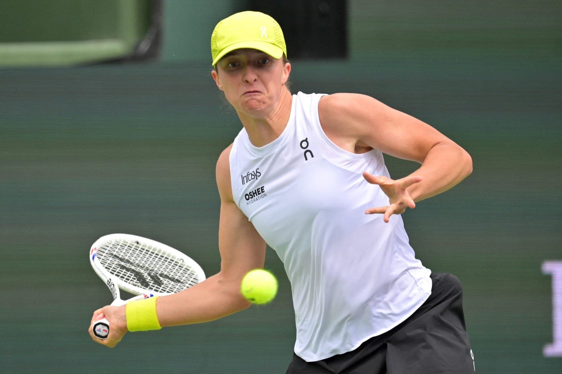 Iga Swiatek durante partida do Open no Indian Well Tennis Garden