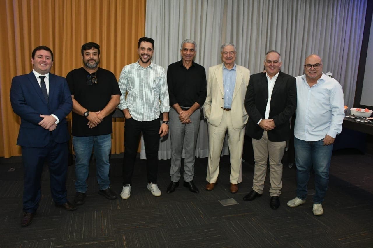 Grupo Bandeirantes promove evento exclusivo com prefeitos eleitos do Vale do Paraíba