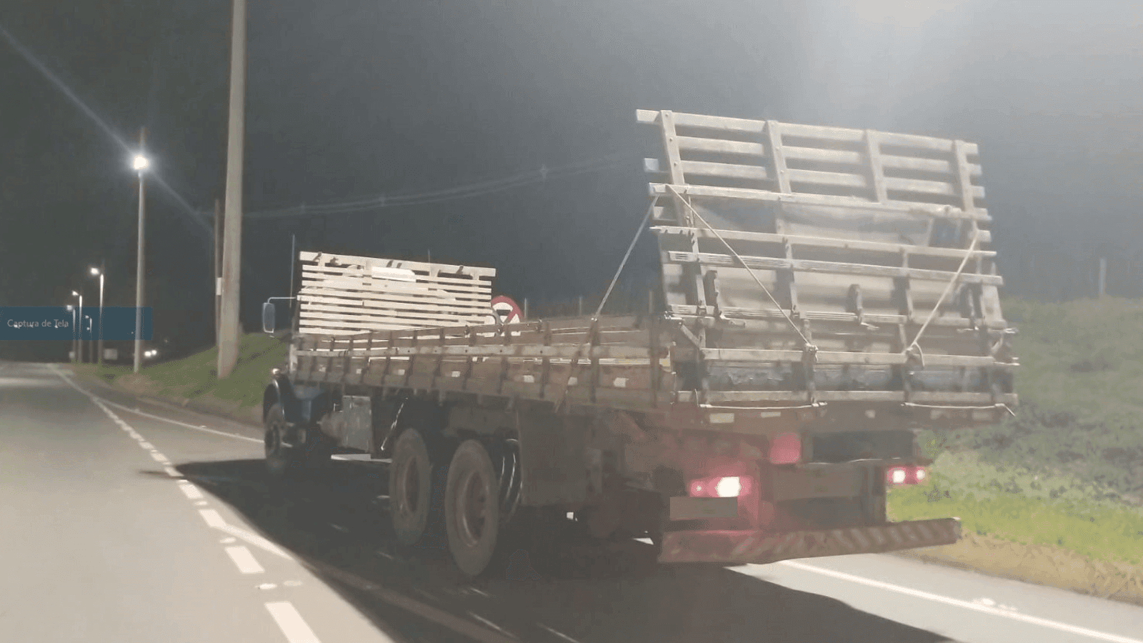 O motorista fez o teste do bafômetro e o resultado foi positivo