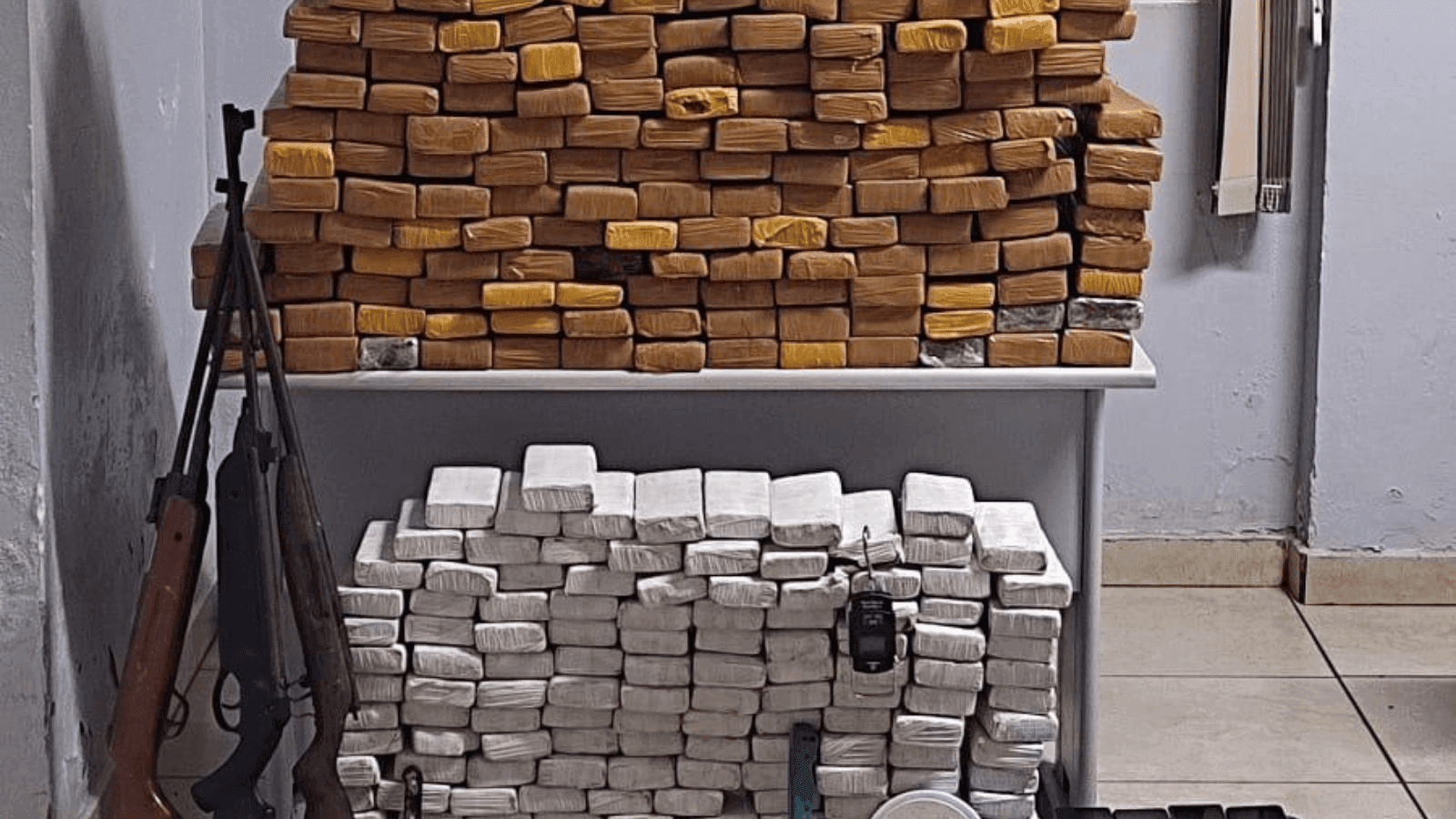Produtos de procedência duvidosa também foram apreendidos