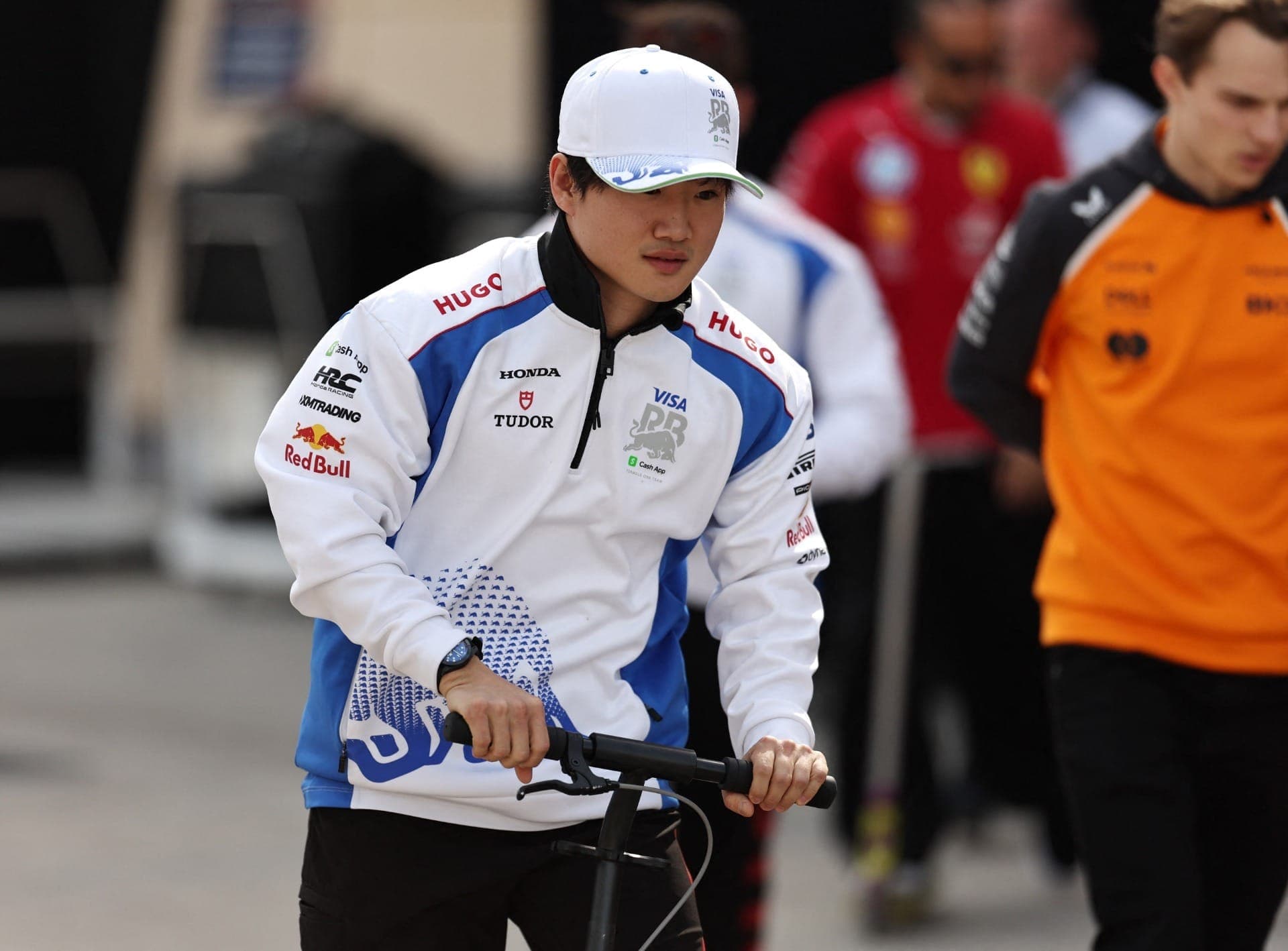 Tsunoda celebra P5 na Austrália e descreve classificação como "volta mágica"; Lawson é 18º