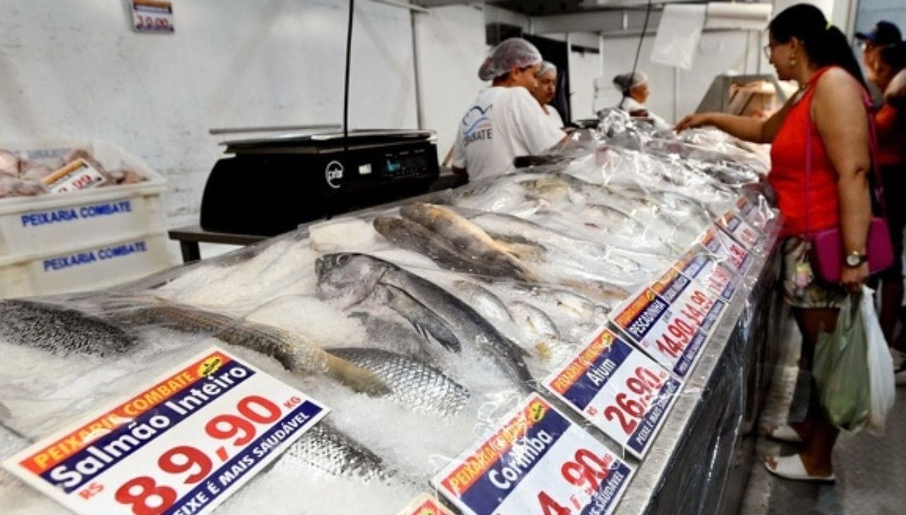 Comerciantes do Mercadão de Campinas têm boa expectativa na venda de peixes
