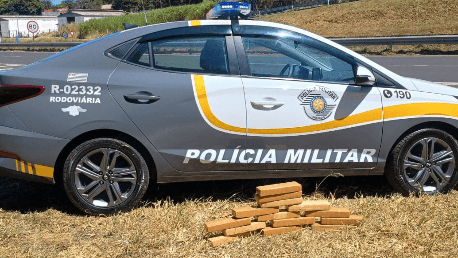 A polícia não identificou o dono do entorpecente