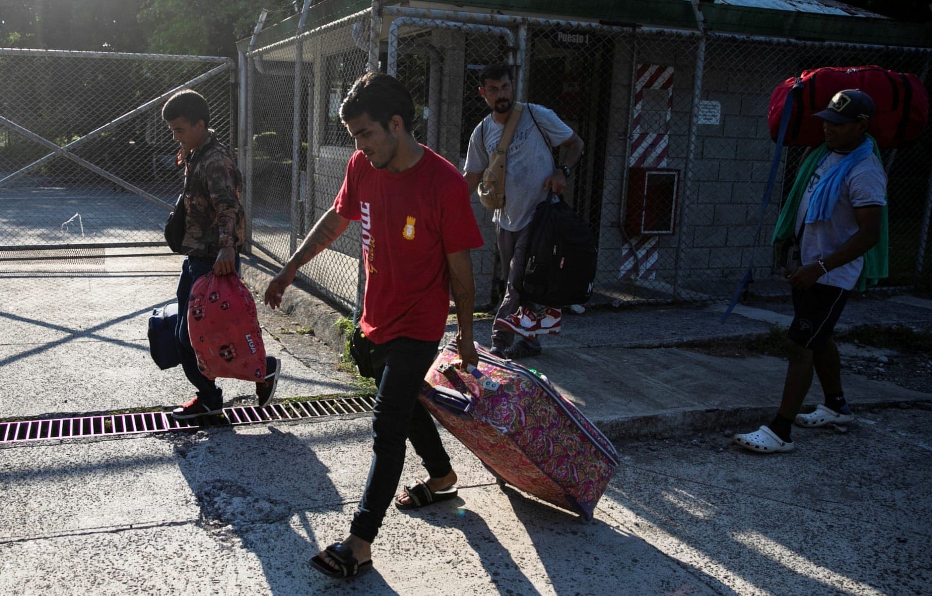 Venezuelanos em centro de assistência temporária na Costa Rica