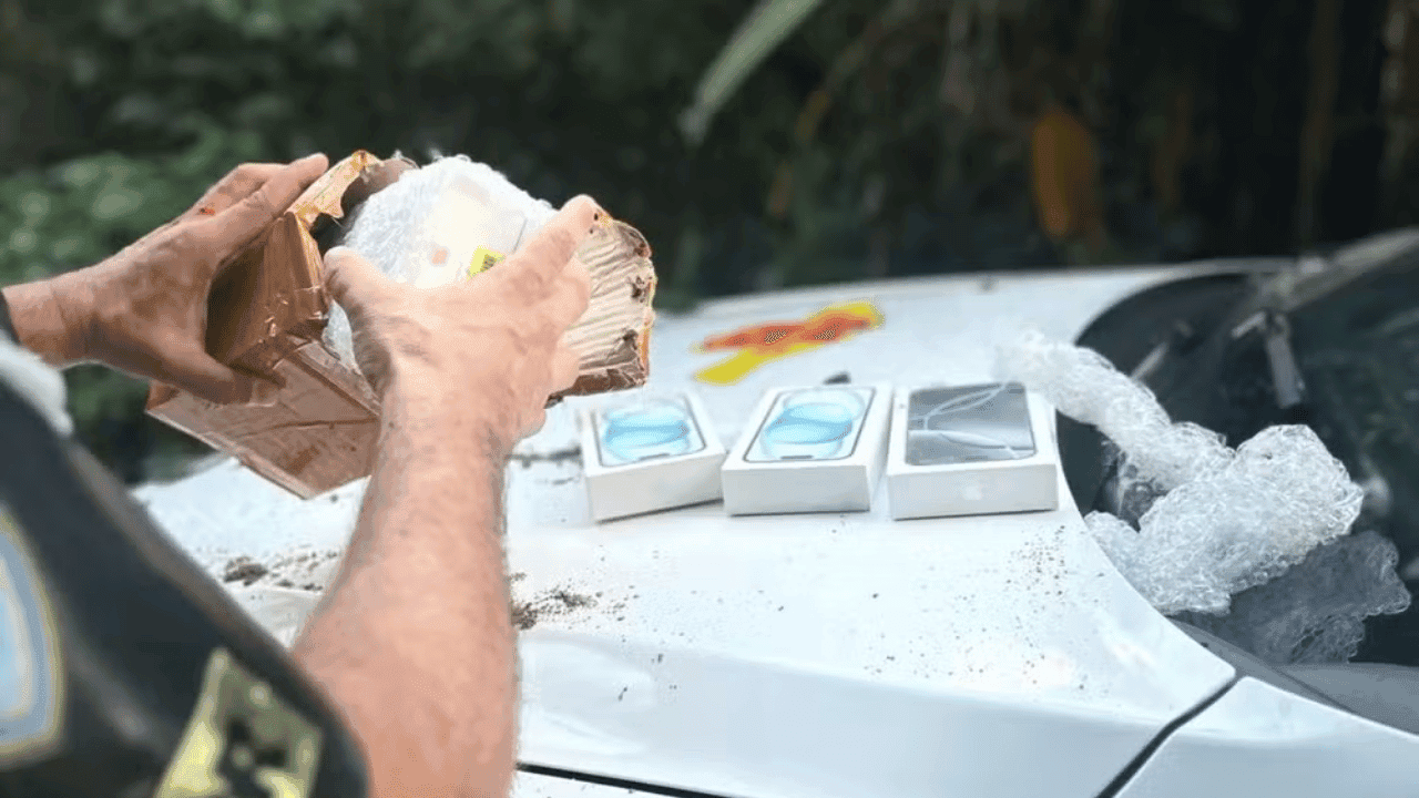 Entregador é preso por fingir assalto para ficar com celulares