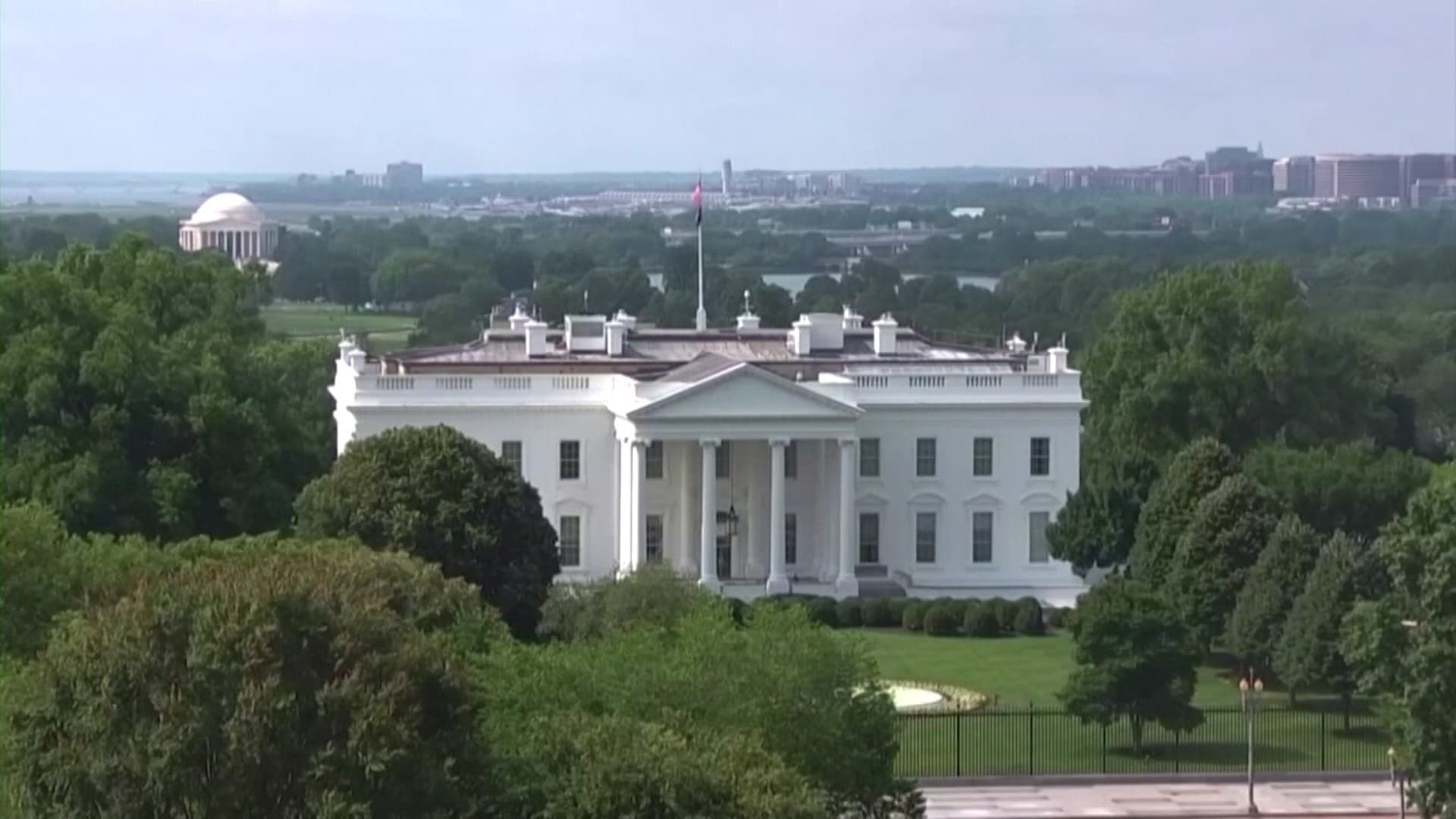 Primeira crise no governo Trump: vazamento de um plano de ataque militar