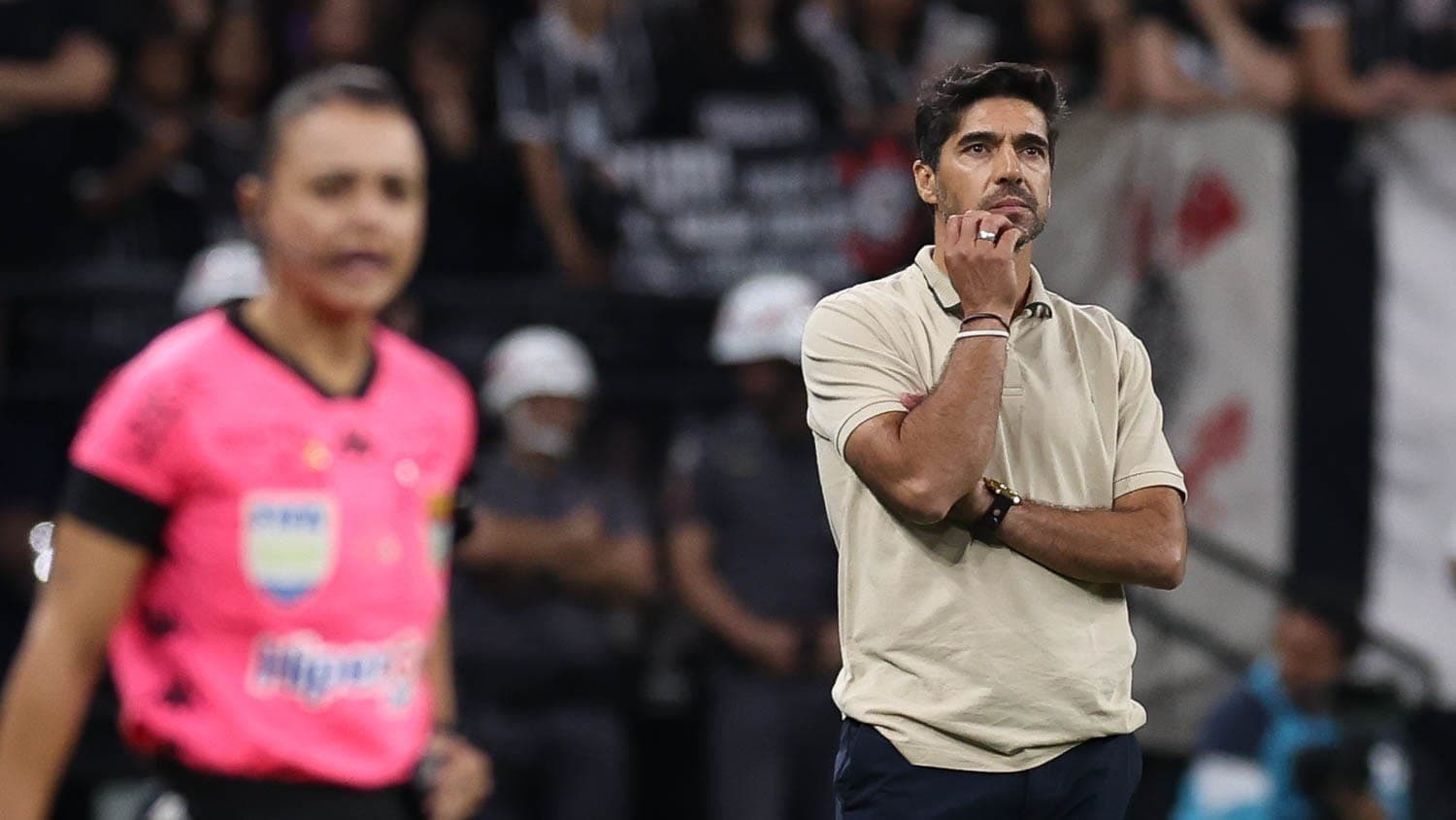 Abel Ferreira na decisão do Paulistão entre Palmeiras e Corinthians