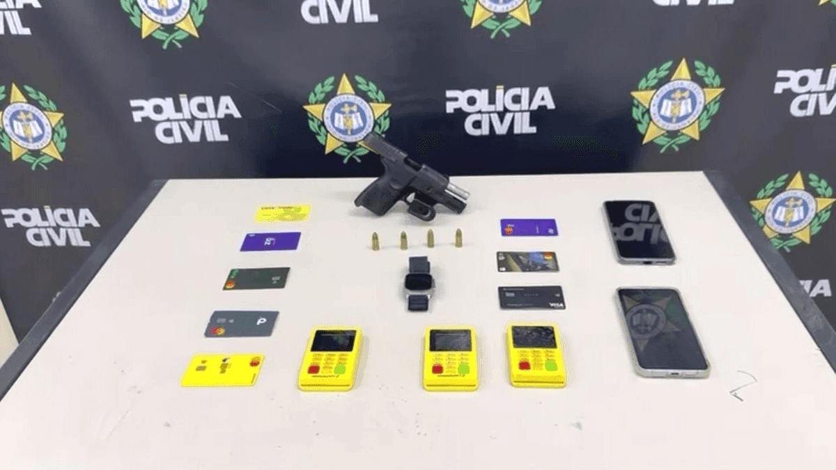 Taxista é preso em flagrante após tentar dar golpe da maquininha no RJ